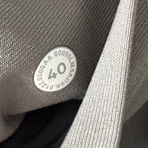 lululemon ABC Navy Blue Men's Pants - Picture 13 of 14